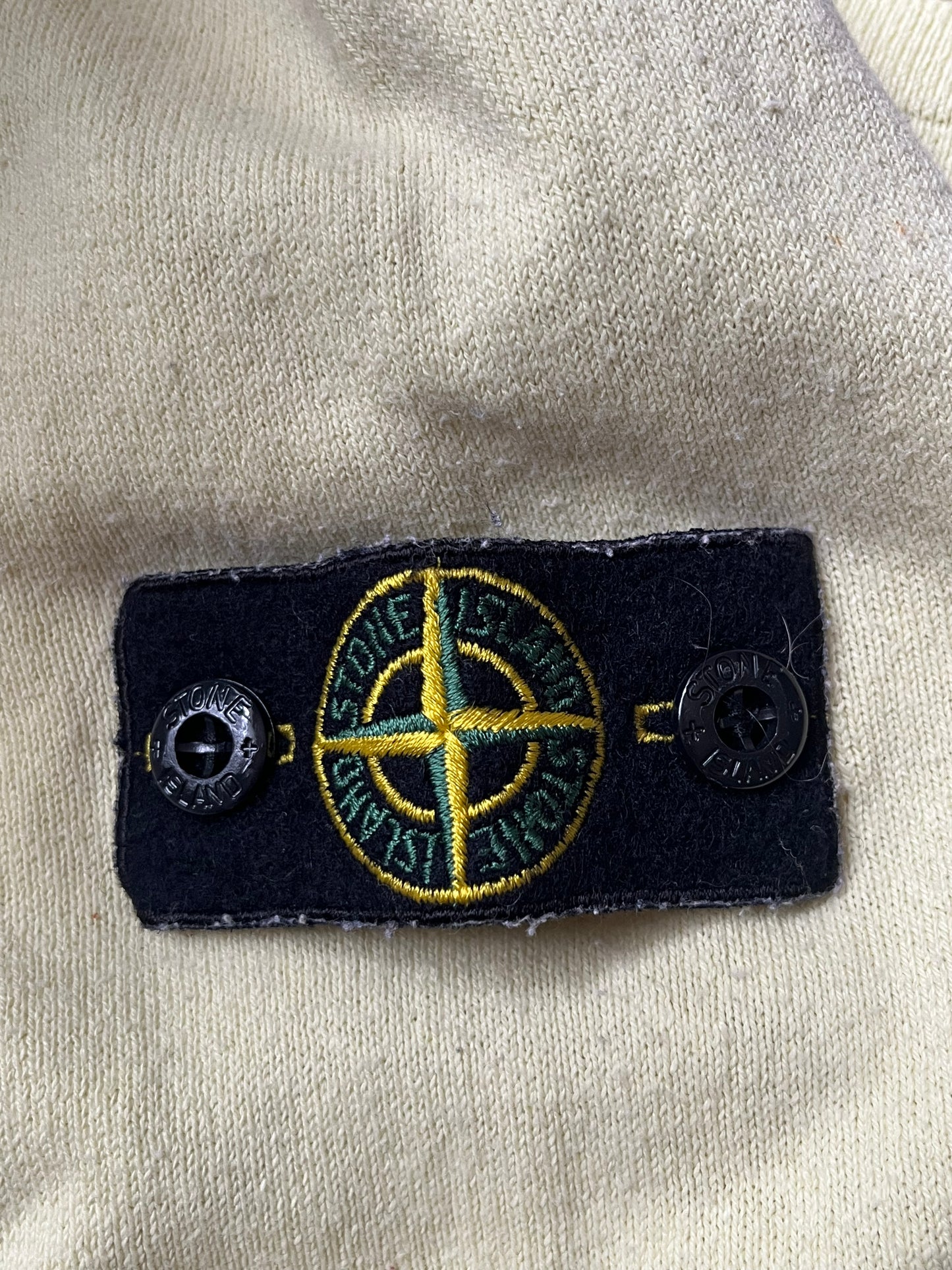 Pull jaune pastel Stone Island - M