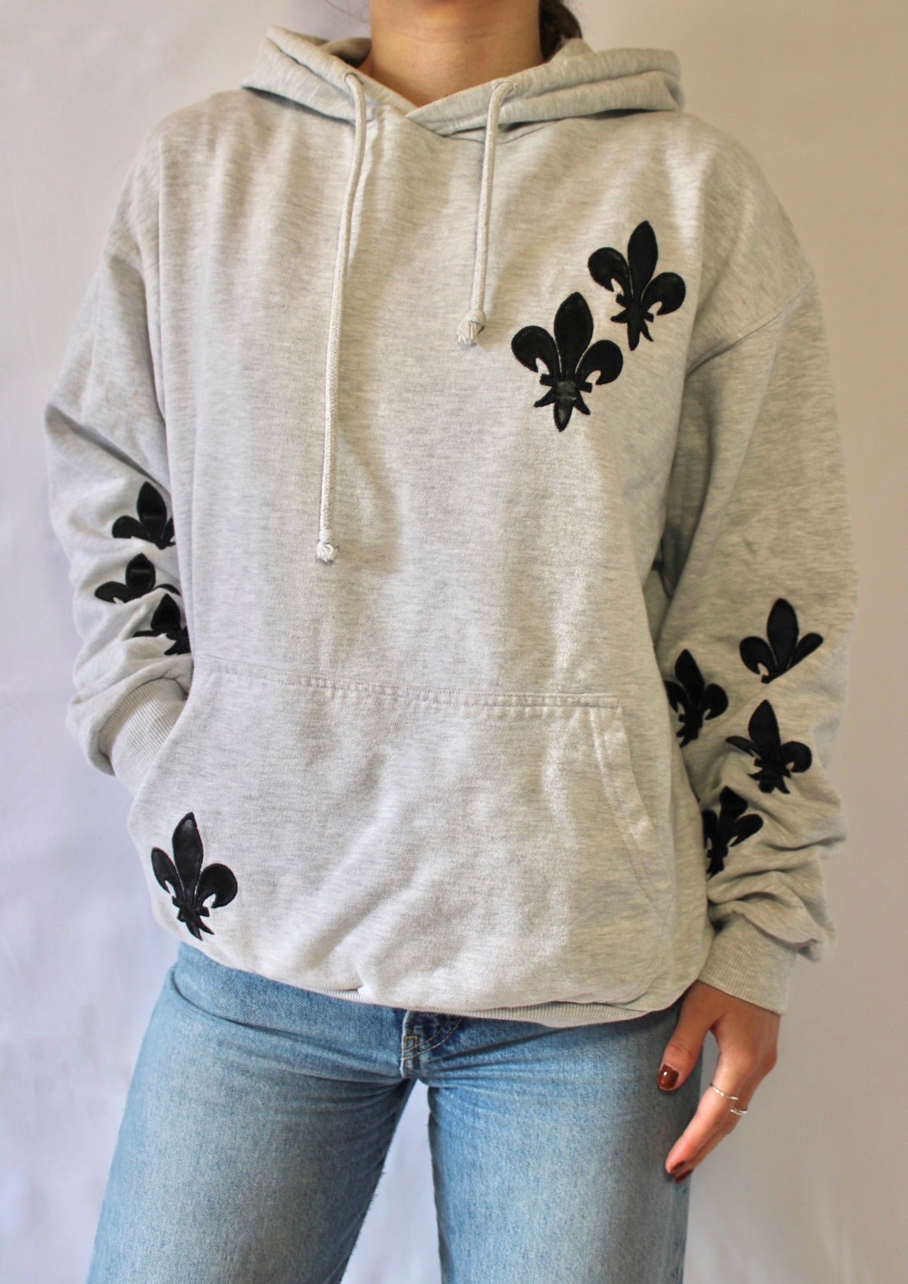 Sweat à capuche gris inscriptions dos Eleven Paris - S